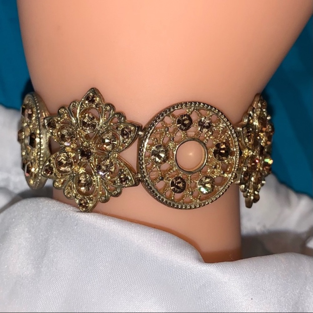 Stylish Bracelet bundle - Picture 7 of 16
